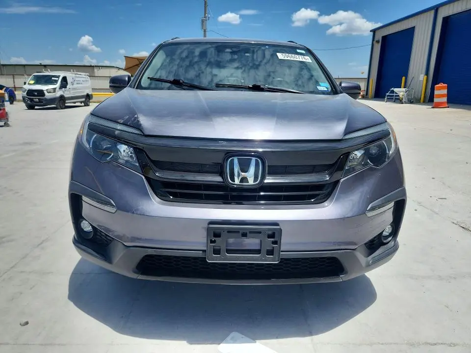 2021 HONDA PILOT SE  