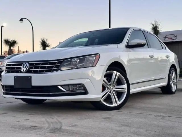 2016 VOLKSWAGEN PASSAT S  