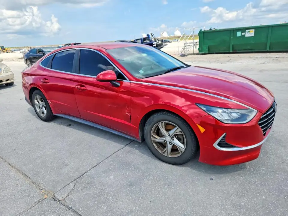 2021 HYUNDAI SONATA SE  