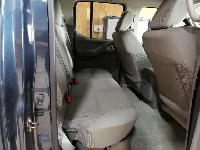 2016 NISSAN FRONTIER S  