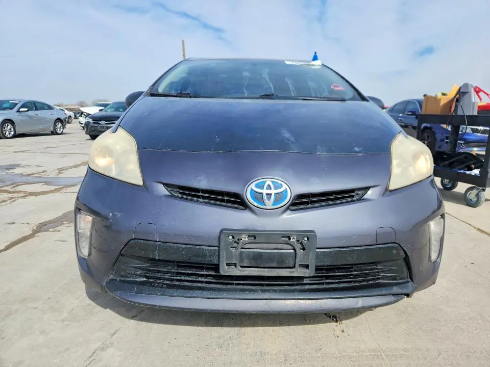 2012 TOYOTA PRIUS TWO  