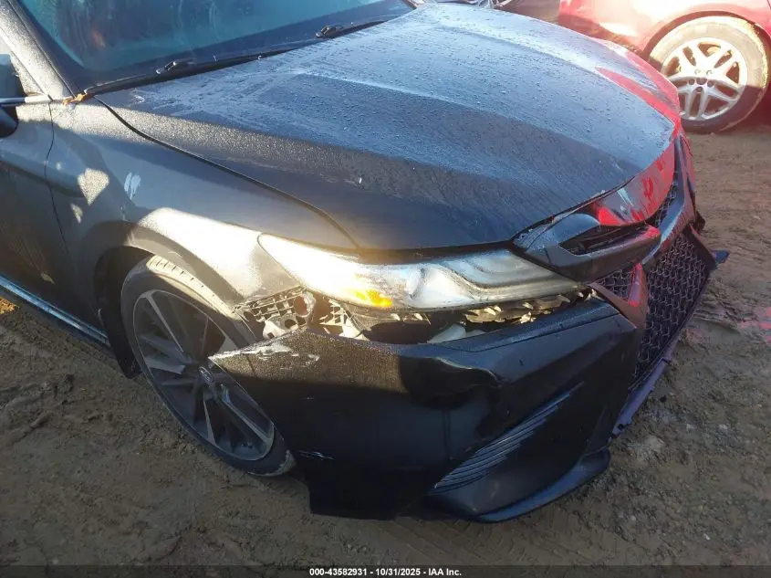 2019 TOYOTA CAMRY XSE