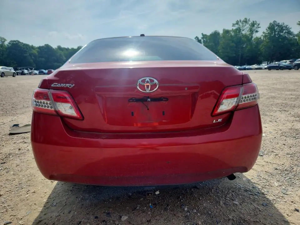 2010 TOYOTA CAMRY LE  