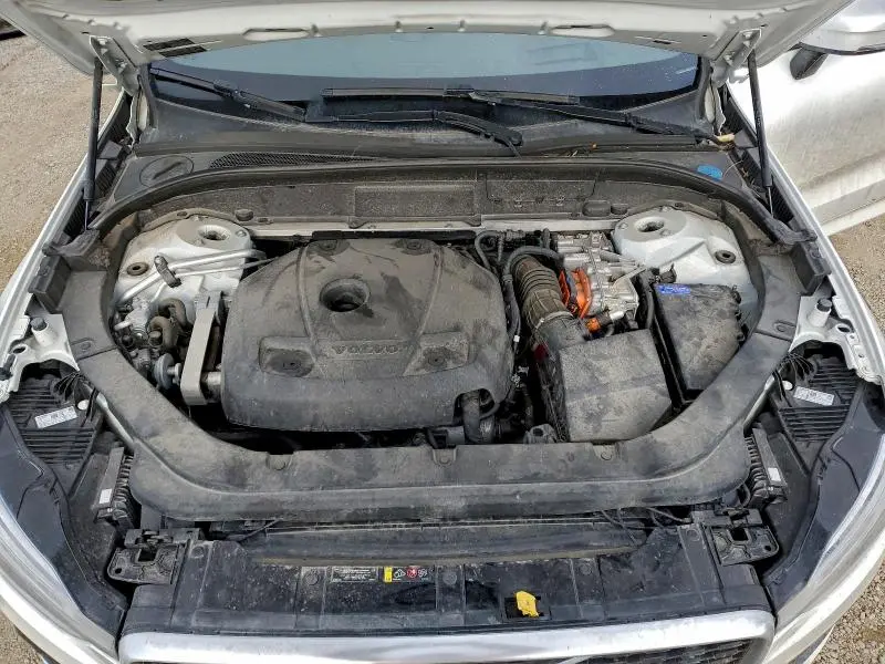 2019 VOLVO XC60 T8 R-DESIGN  