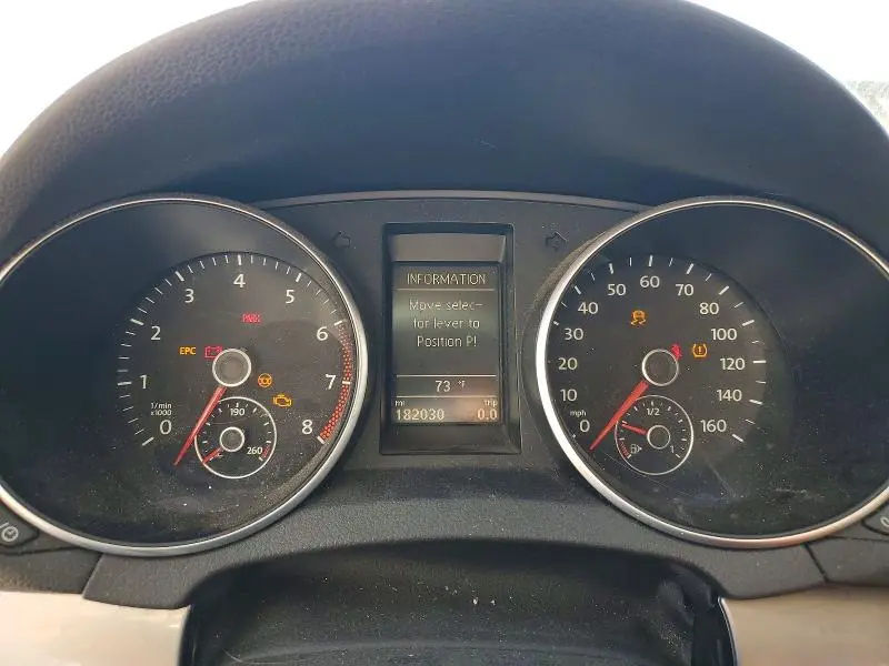 2013 VOLKSWAGEN GOLF   