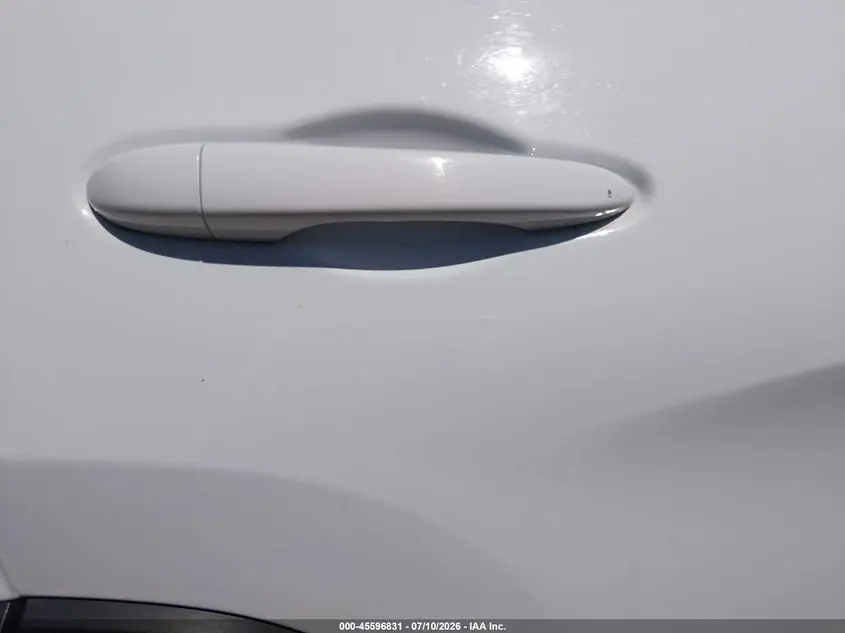 2019 JEEP CHEROKEE LATITUDE 4X4
