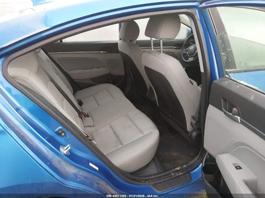 2017 HYUNDAI ELANTRA SE