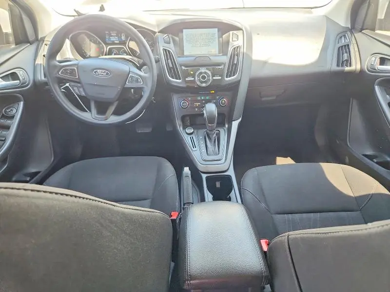 2017 FORD FOCUS SEL  