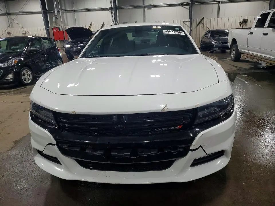 2017 DODGE CHARGER SXT  