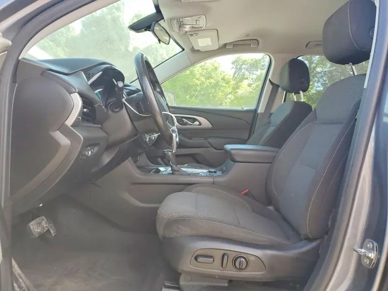 2019 CHEVROLET TRAVERSE LT  