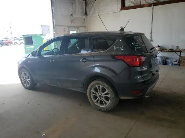 2019 FORD ESCAPE SE  