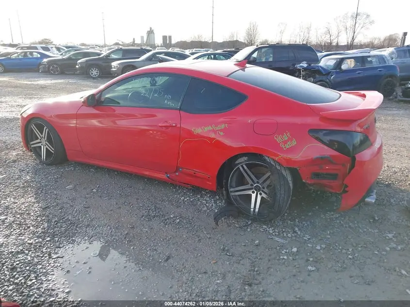 2011 HYUNDAI GENESIS 3.8 TRACK