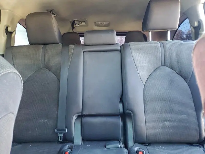 2021 TOYOTA HIGHLANDER L  