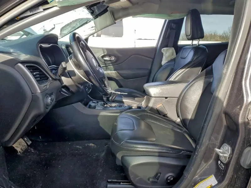 2021 JEEP CHEROKEE LATITUDE PLUS  