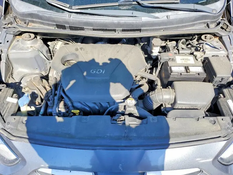 2013 HYUNDAI ACCENT SE  
