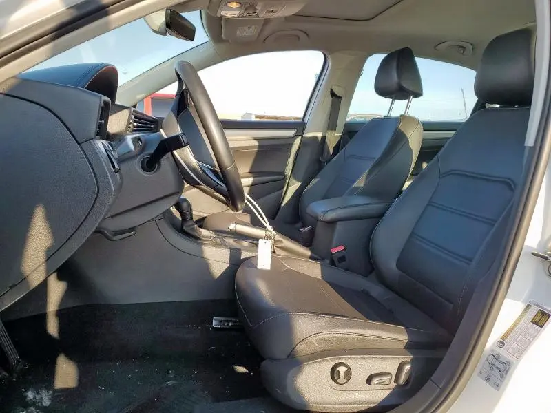 2022 VOLKSWAGEN PASSAT SE  