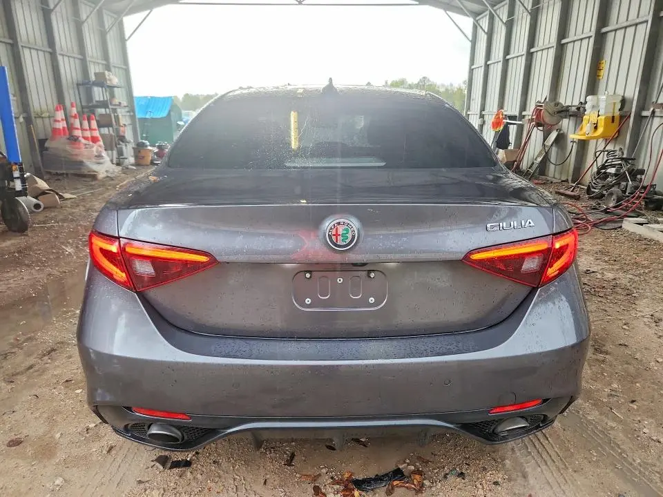 2018 ALFA ROMEO GIULIA   
