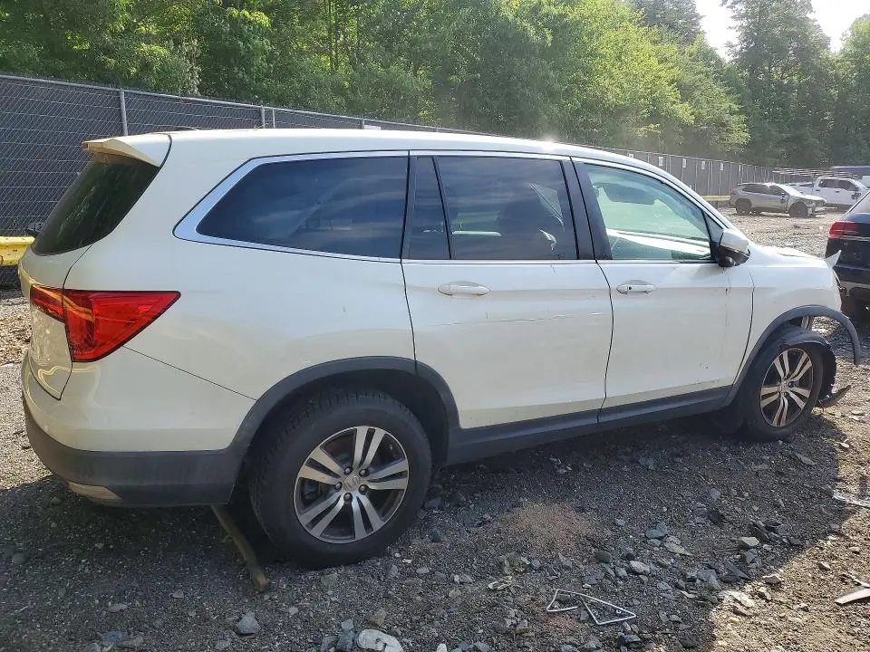2017 HONDA PILOT EX  