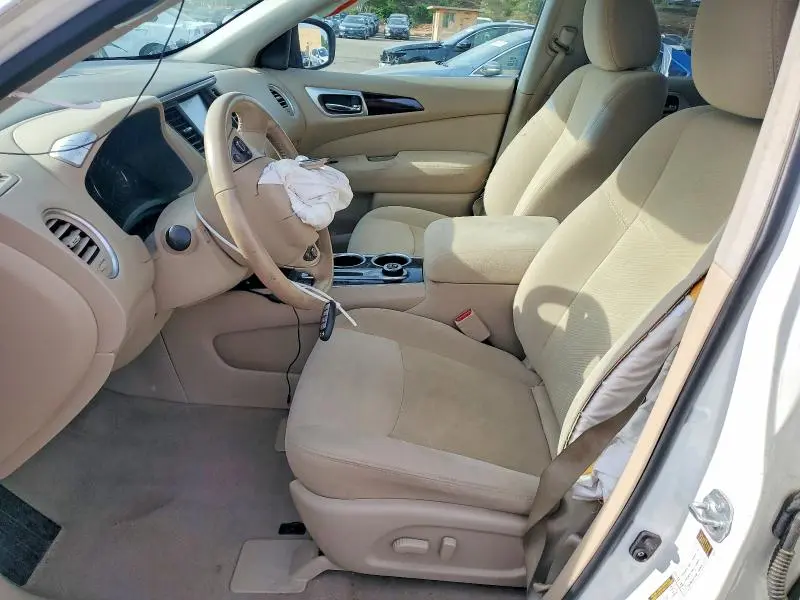 2015 NISSAN PATHFINDER SV  