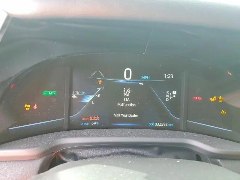 2022 TOYOTA MIRAI LE  