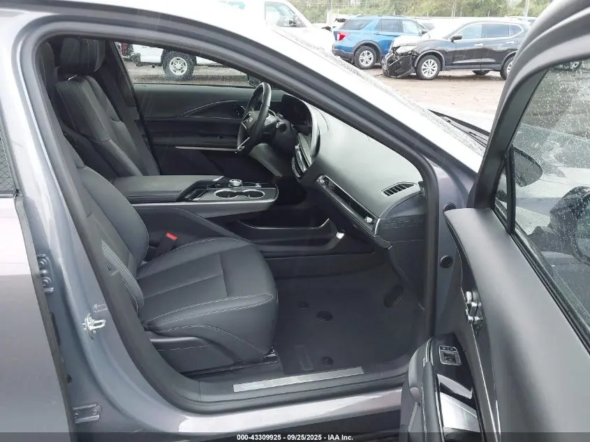 2024 CADILLAC LYRIQ LUXURY W/1SD