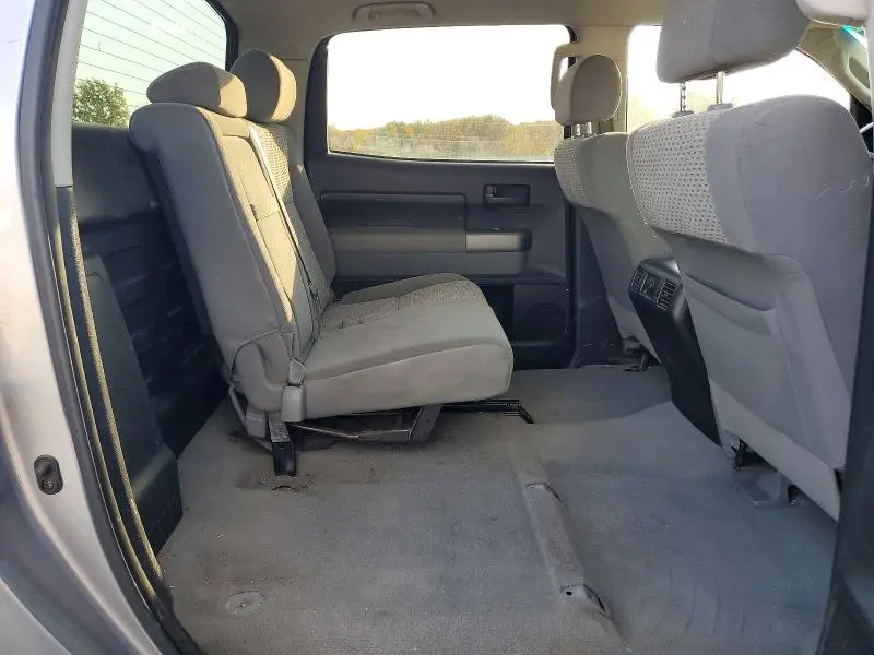 2010 TOYOTA TUNDRA CREWMAX SR5  