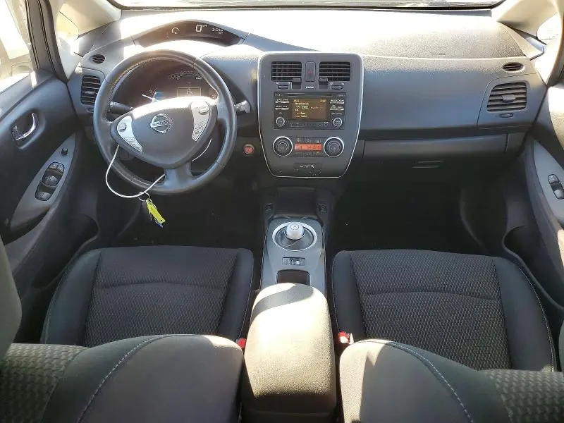 2015 NISSAN LEAF S  
