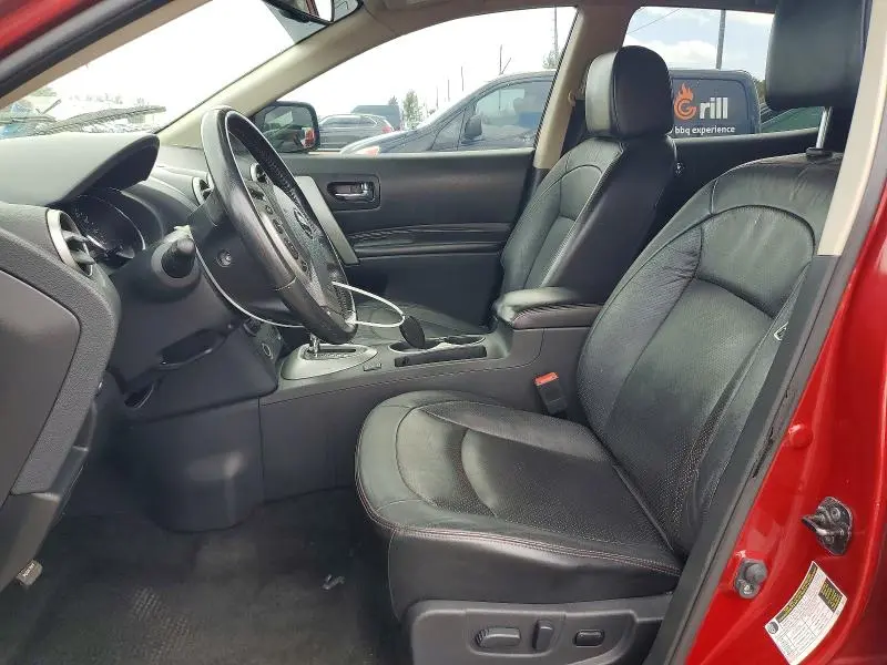 2011 NISSAN ROGUE S  