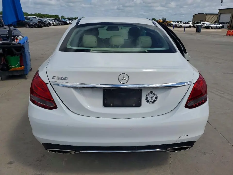 2016 MERCEDES-BENZ C 300  