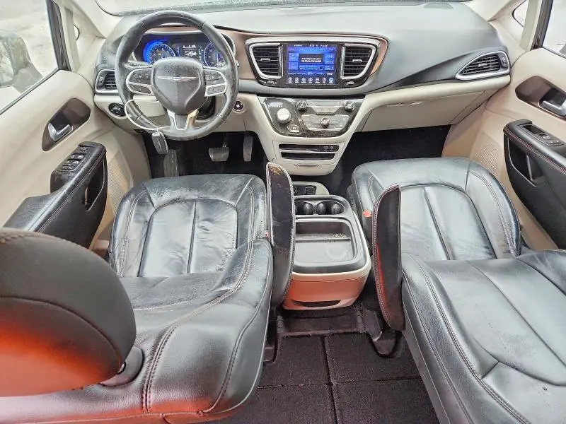 2017 CHRYSLER PACIFICA TOURING L  