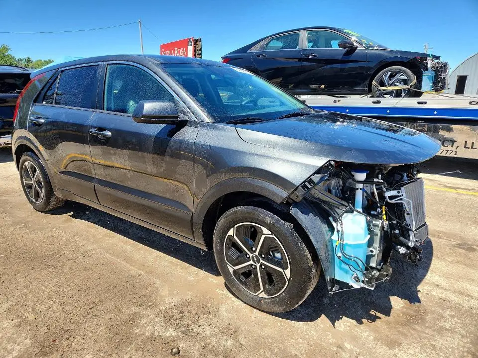 2026 KIA NIRO LX  