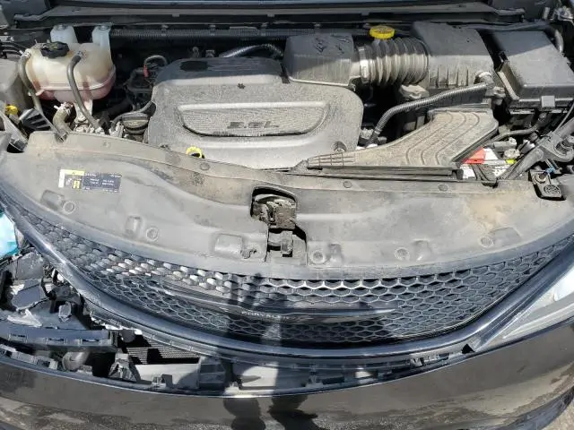 2020 CHRYSLER PACIFICA TOURING  