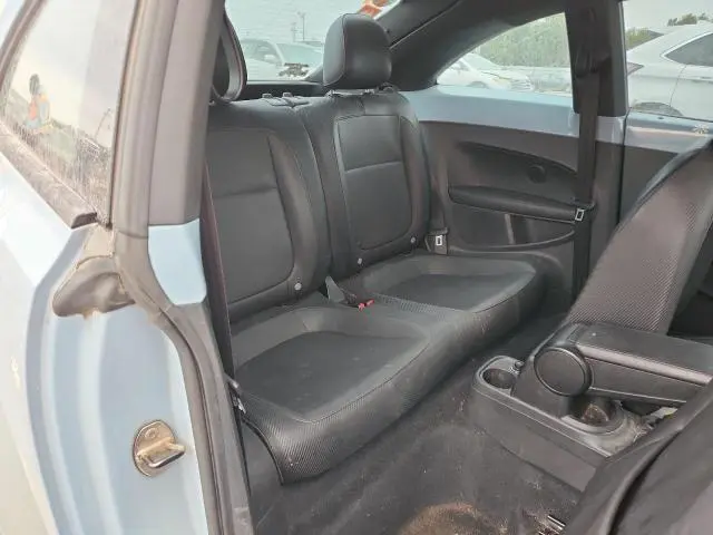 2014 VOLKSWAGEN BEETLE