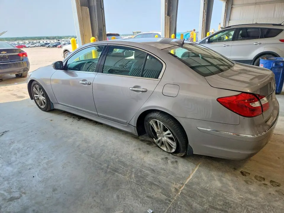 2013 HYUNDAI GENESIS 3.8L  