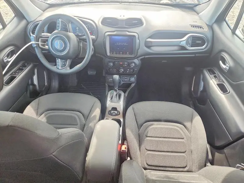 2022 JEEP RENEGADE LATITUDE  