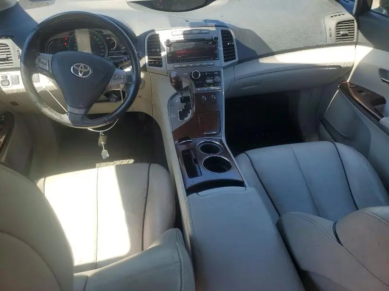 2011 TOYOTA VENZA AWD V6  