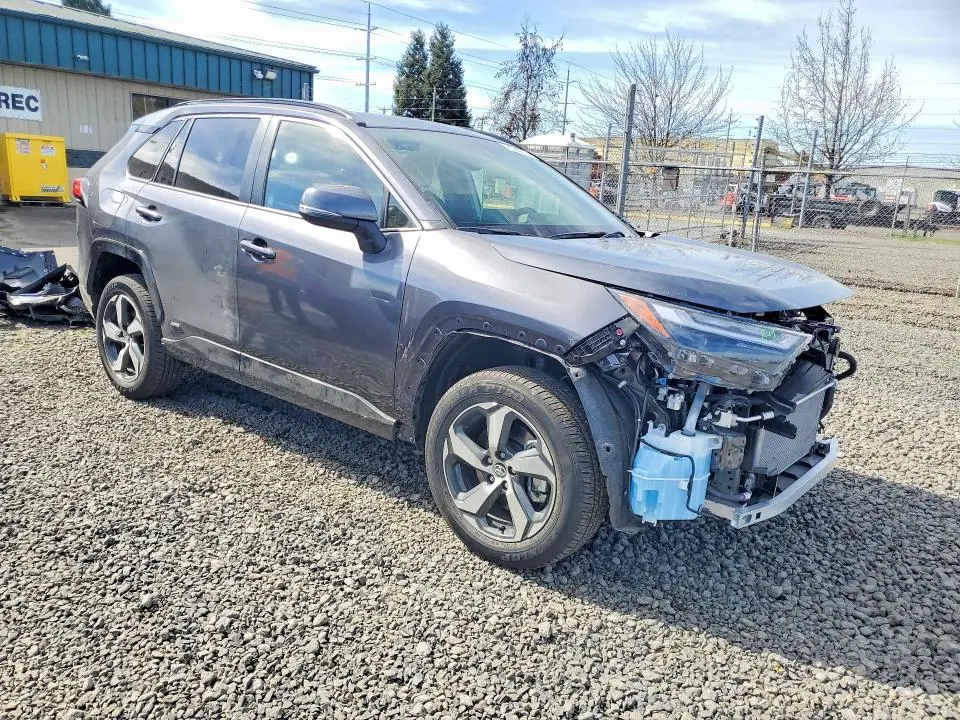 2024 TOYOTA RAV4 PRIME SE  