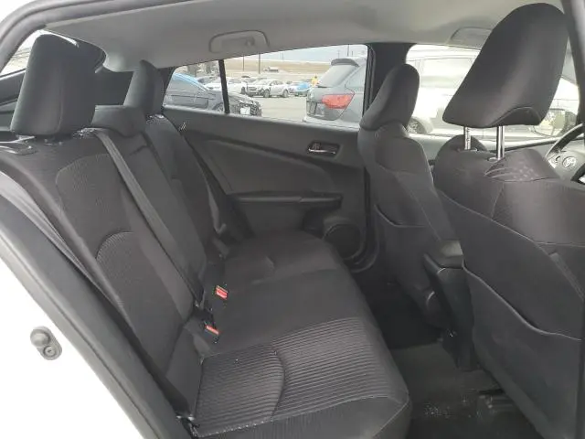2017 TOYOTA PRIUS   