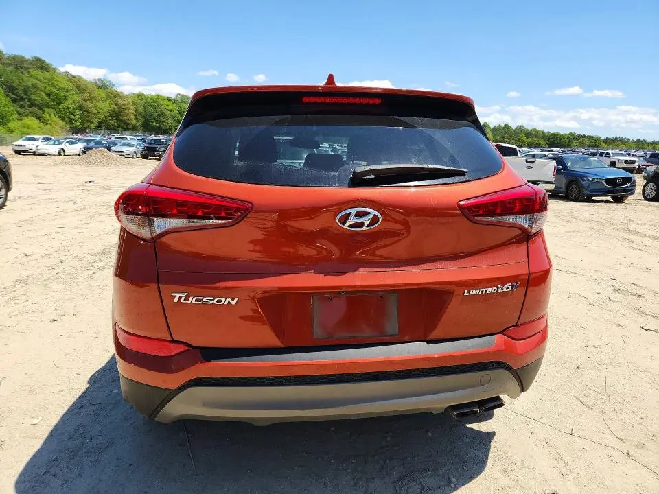 2016 HYUNDAI TUSCON   