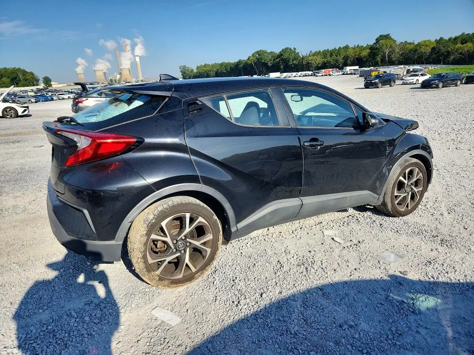 2018 TOYOTA C-HR XLE PREMIUM  