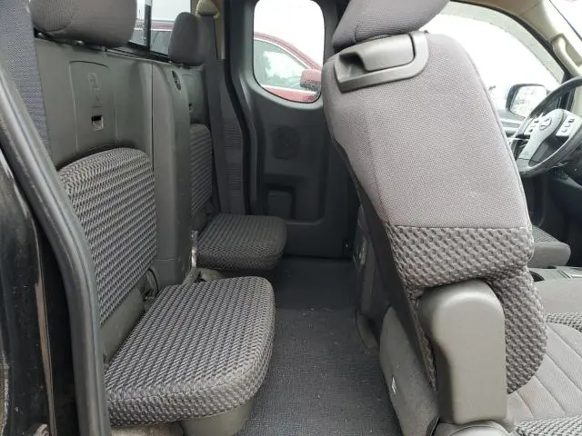 2013 NISSAN FRONTIER S  