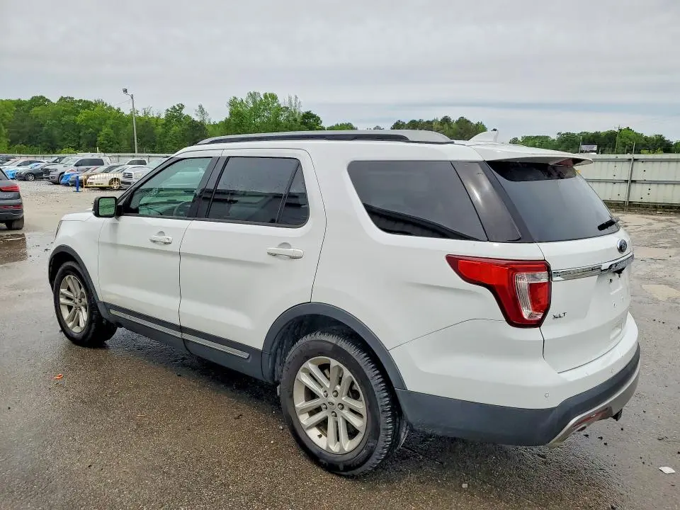 2017 FORD EXPLORER XLT  