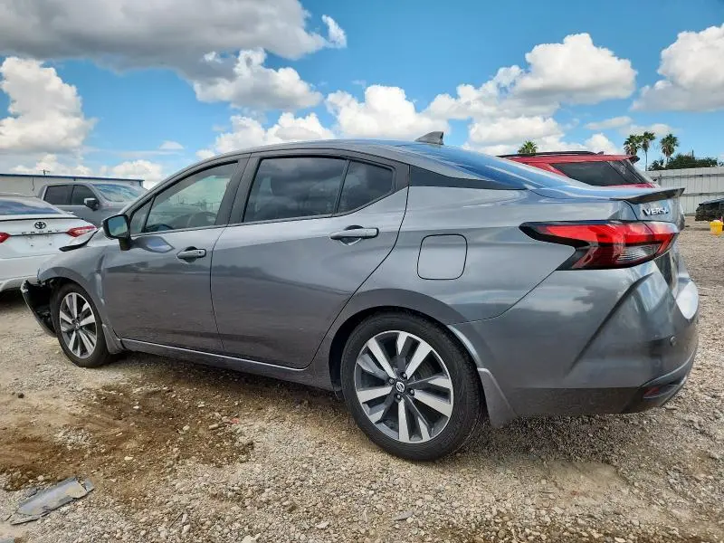 2020 NISSAN VERSA SR  