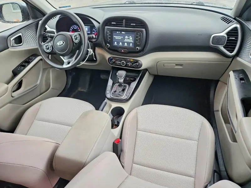 2021 KIA SOUL LX  