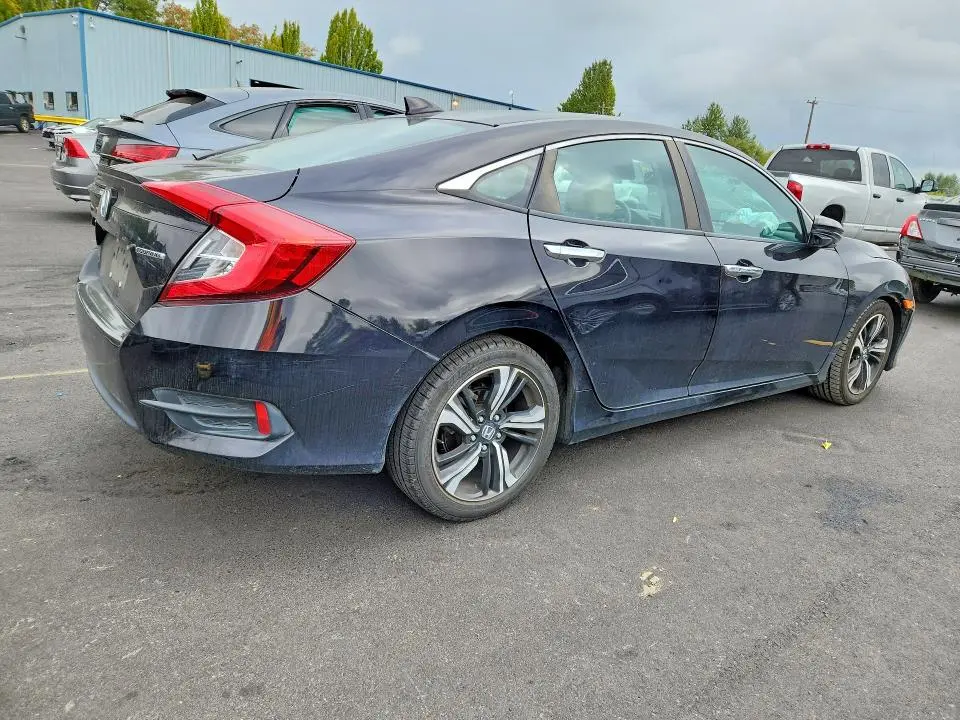 2017 HONDA CIVIC TOURING  