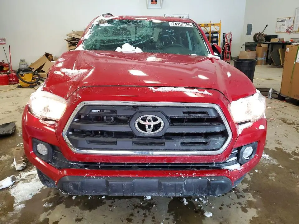 2017 TOYOTA TACOMA DOUBLE CAB  
