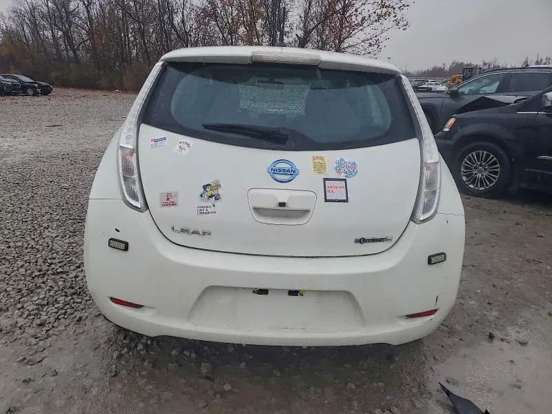 2016 NISSAN LEAF SV  