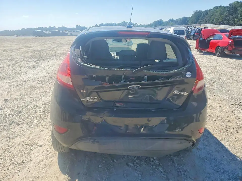 2011 FORD FIESTA SE  