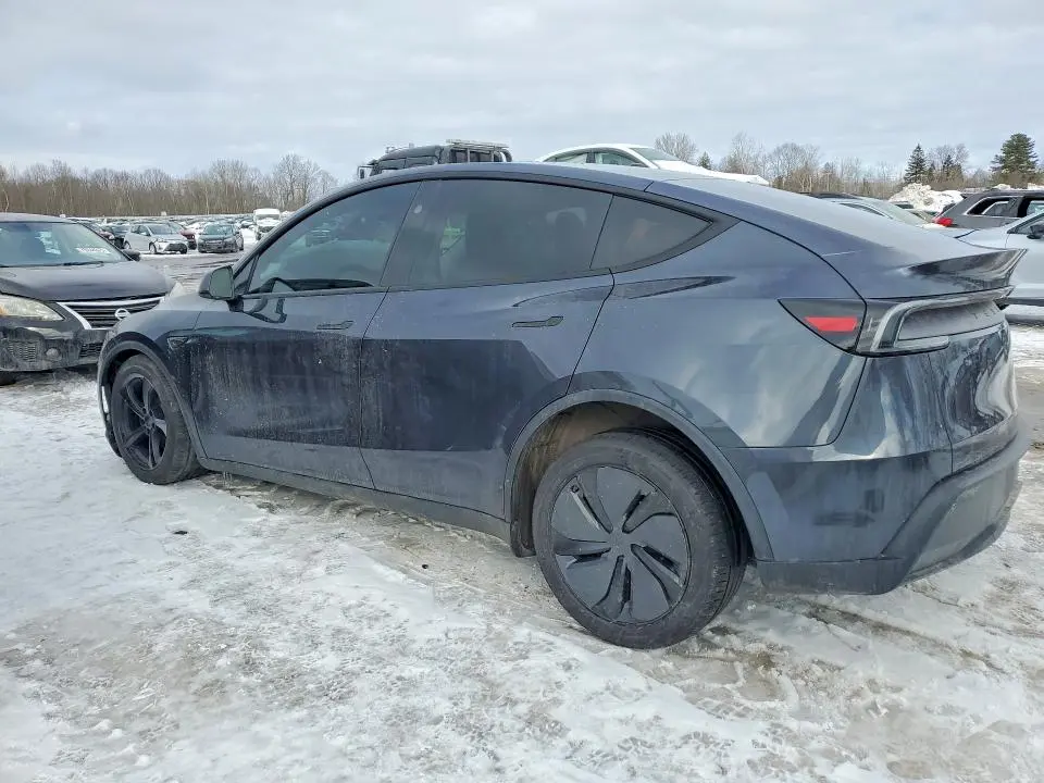 2026 TESLA MODEL Y   