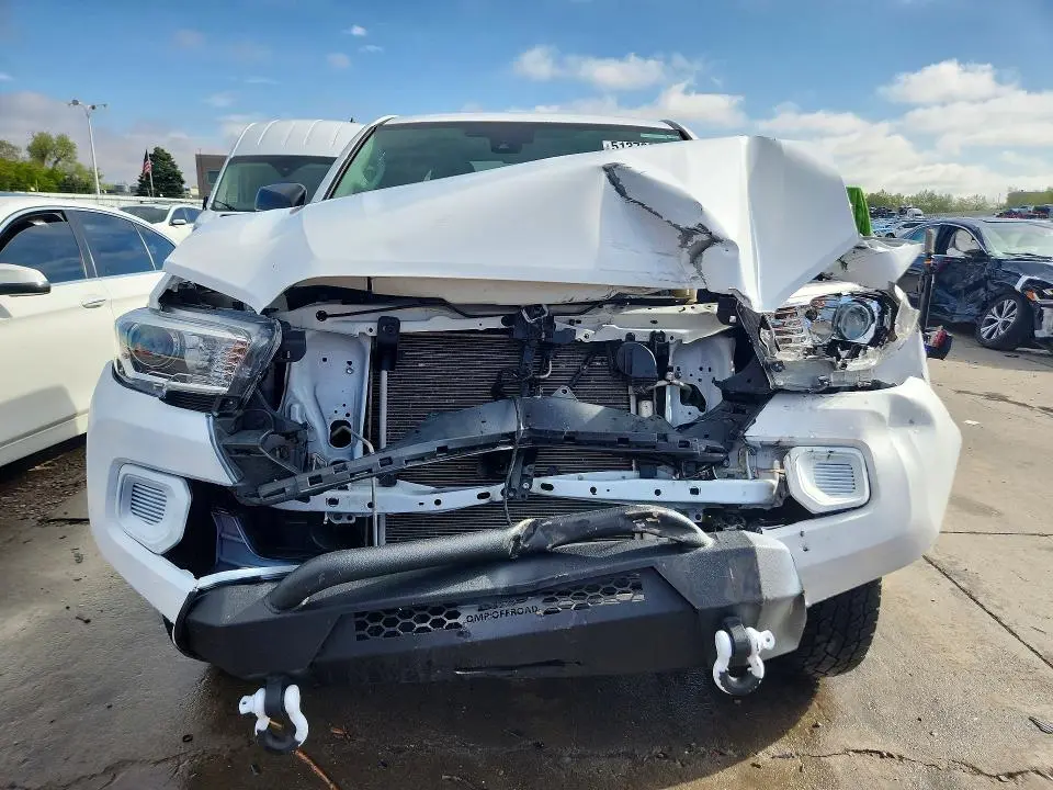 2020 TOYOTA TACOMA SR  